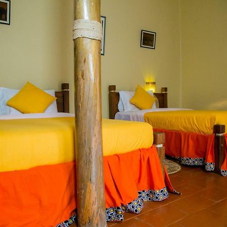 Lake Mulehe Gorilla Lodge Kisoro Kültér fotó